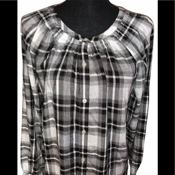 Loft Blouse - Picture 2 of 6